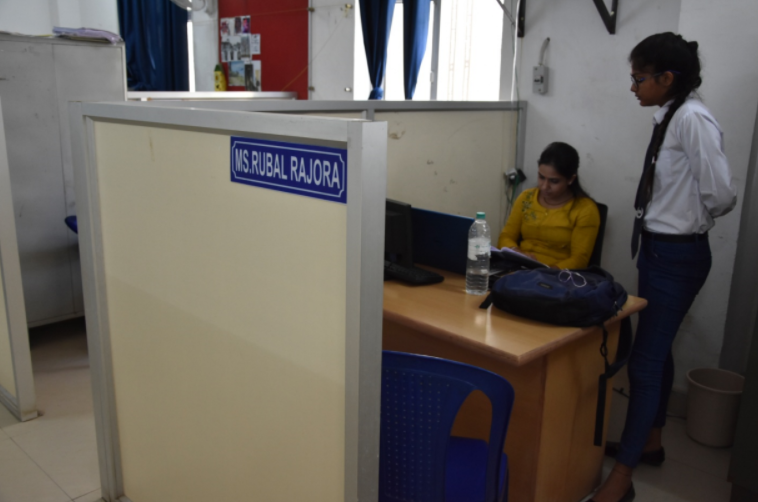 UEM Jaipur Faculty Seating photo 13
